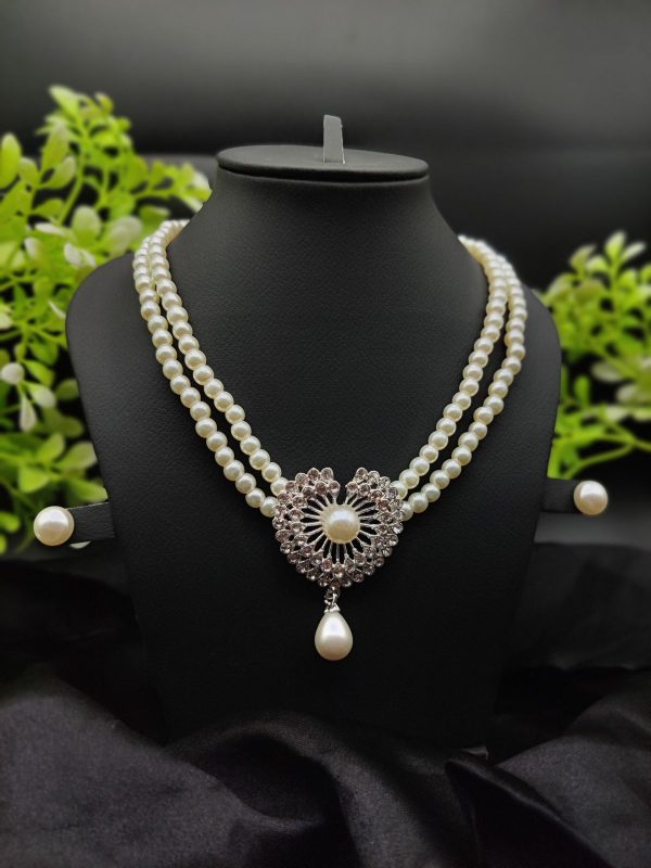 Imported Exquisite Double-strand Pearl Necklace With Radiant Heart Pendant